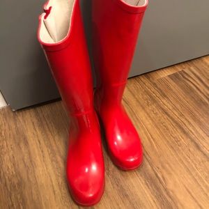 Red Rainboots
